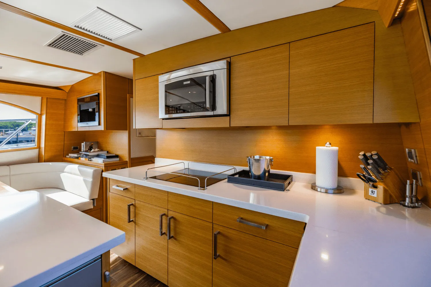 2015 Hatteras GT63 Image Thumbnail #27