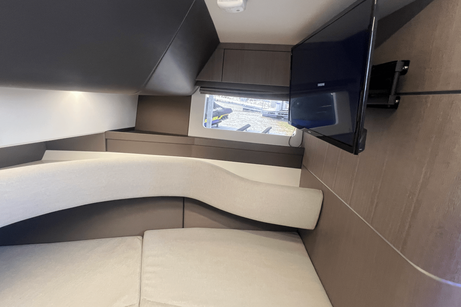 2024 Galeon 375 GTO Image Thumbnail #7