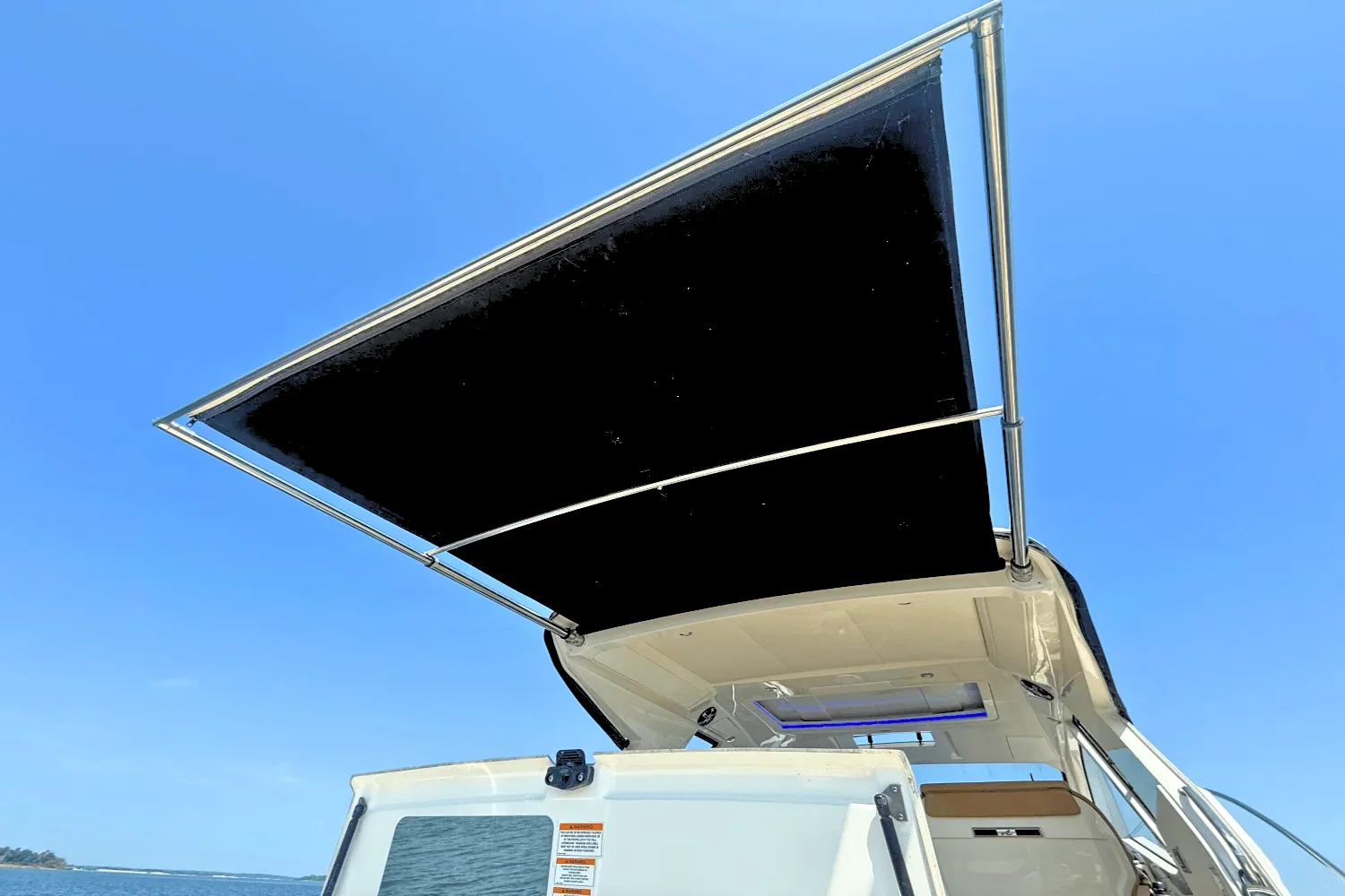 2019 Sea Ray 350 SUNDANCER COUPE Image Thumbnail #14