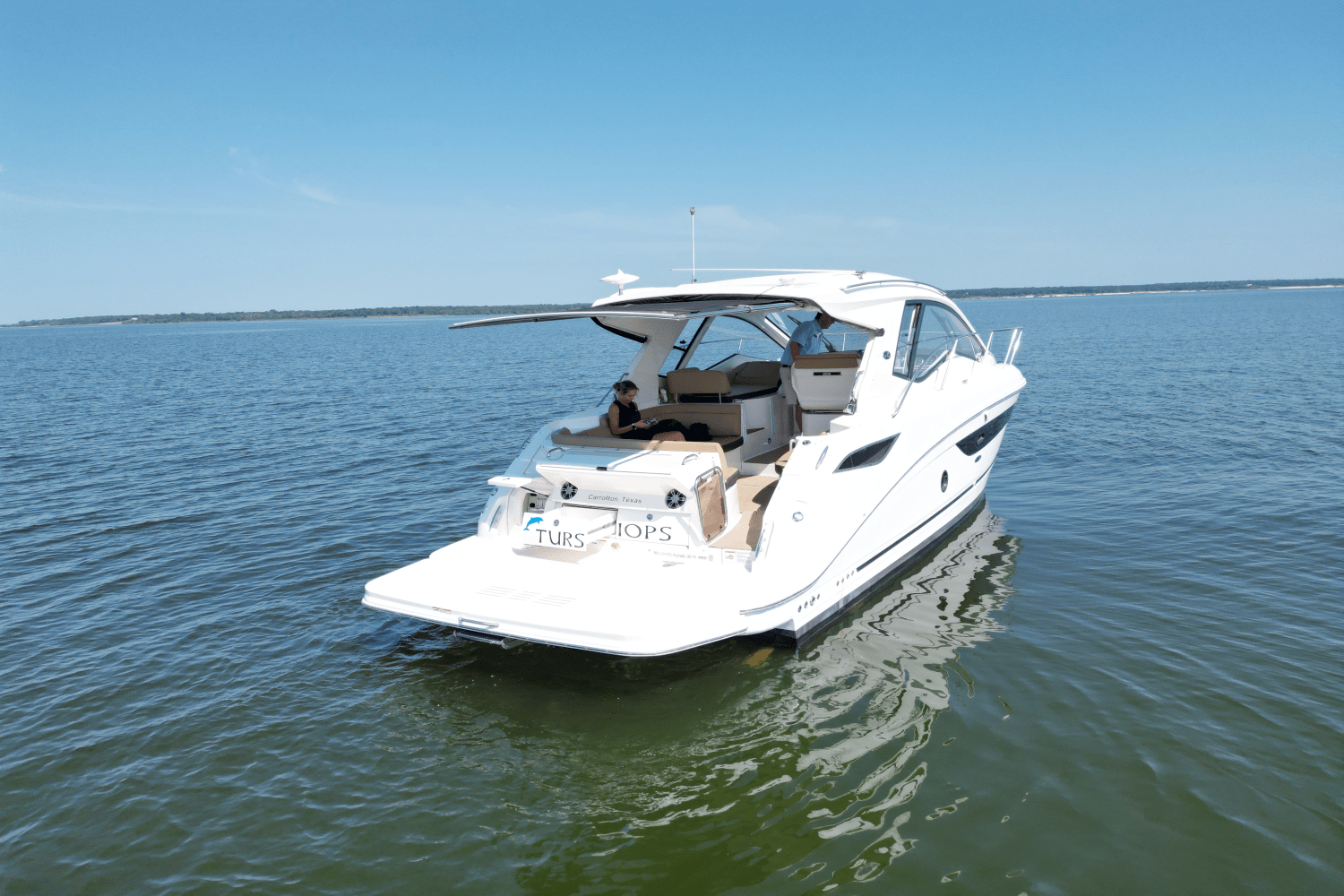 2019 Sea Ray 350 SUNDANCER COUPE Image Thumbnail #5