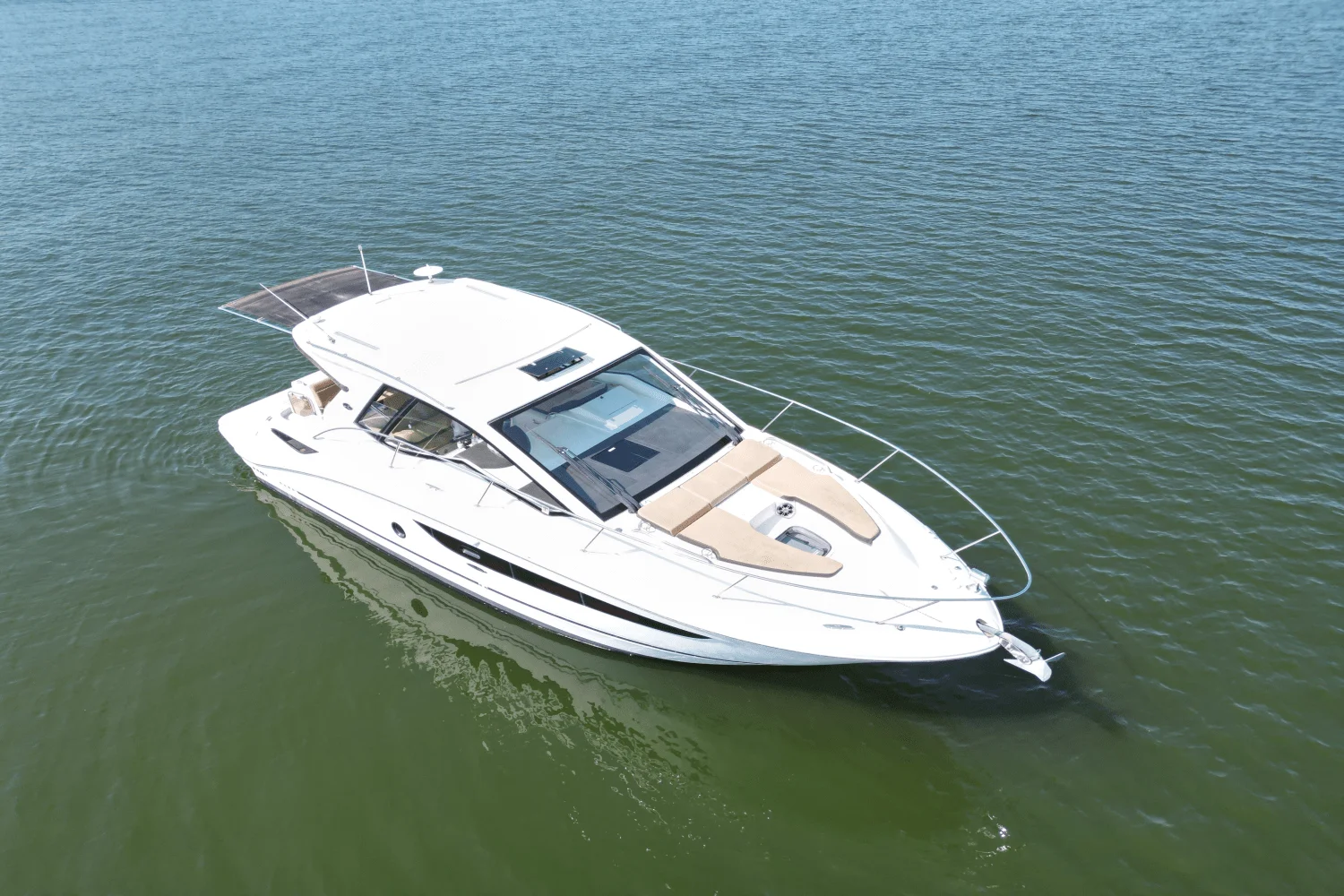 2019 Sea Ray 350 SUNDANCER COUPE Image Thumbnail #7