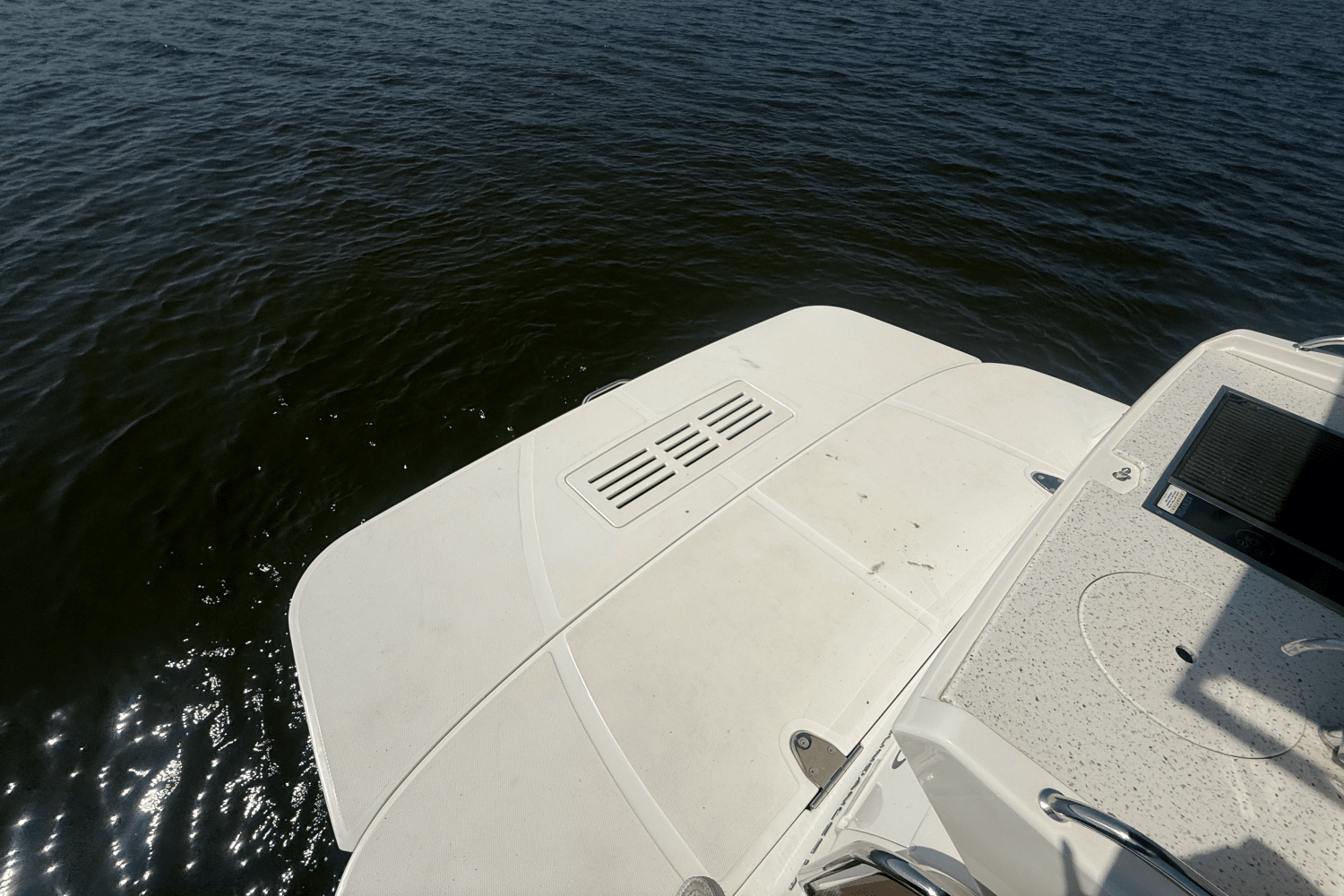 2019 Sea Ray 350 SUNDANCER COUPE Image Thumbnail #11