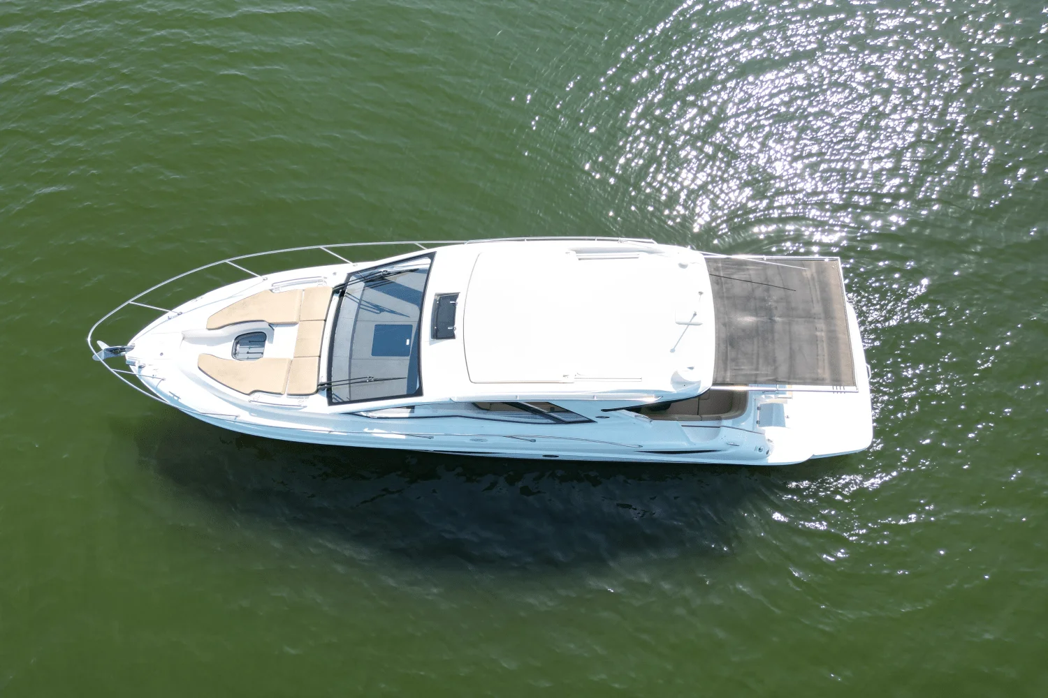 2019 Sea Ray 350 SUNDANCER COUPE Image Thumbnail #8
