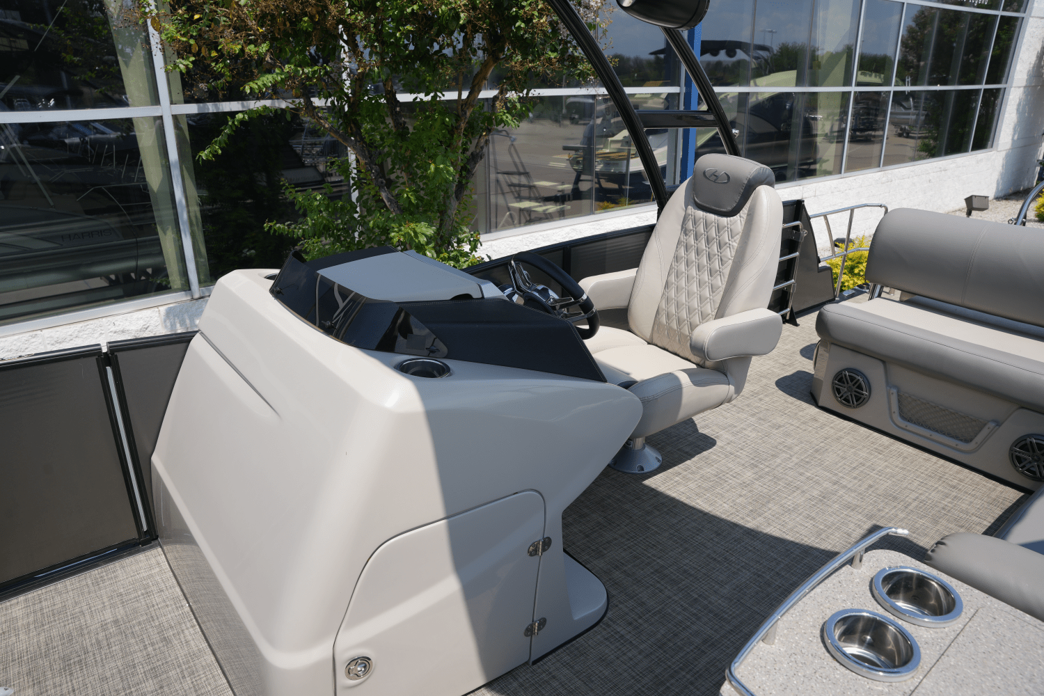 2018 Harris Grand Mariner 250 Image Thumbnail #23