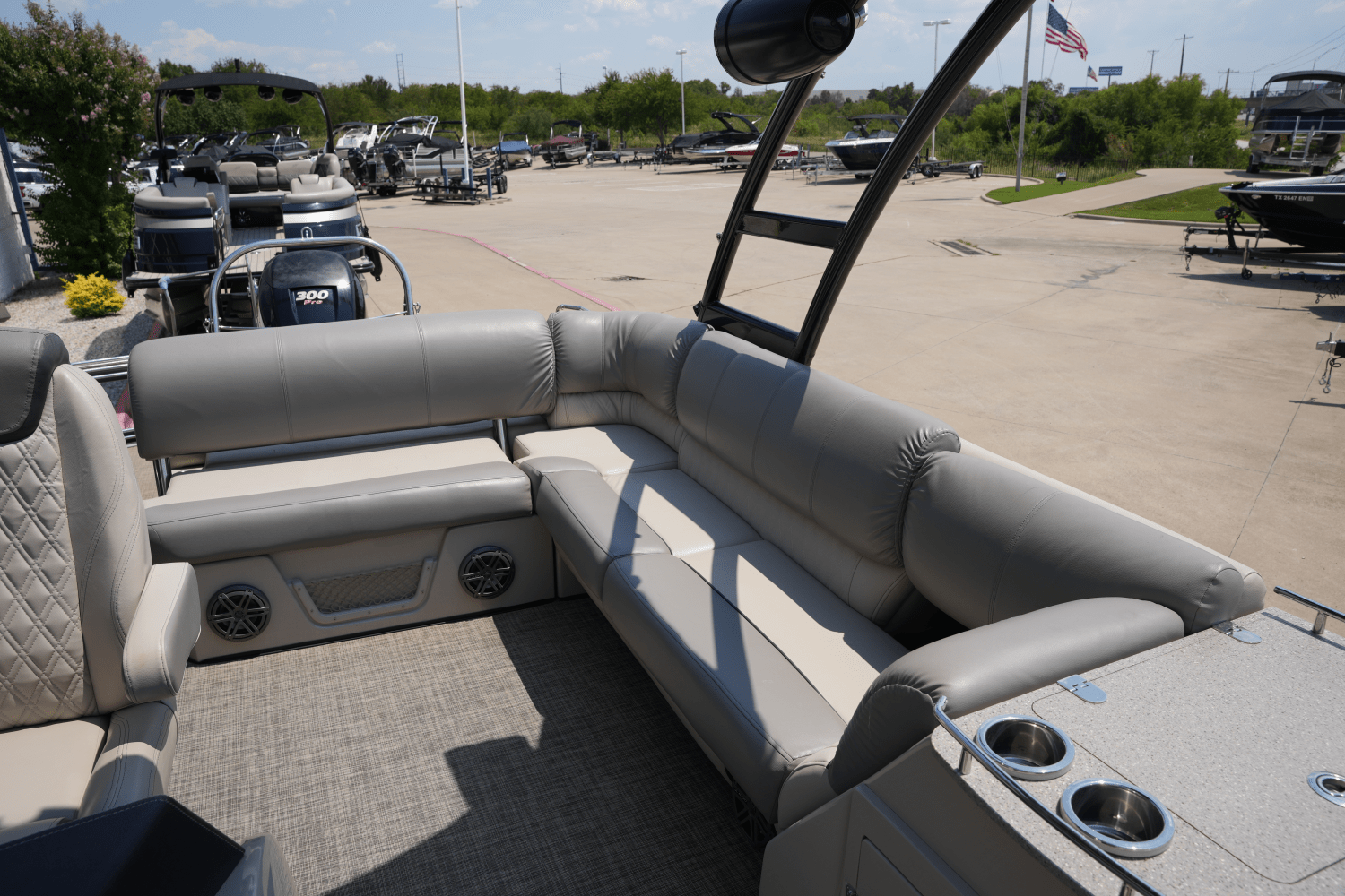 2018 Harris Grand Mariner 250 Image Thumbnail #27