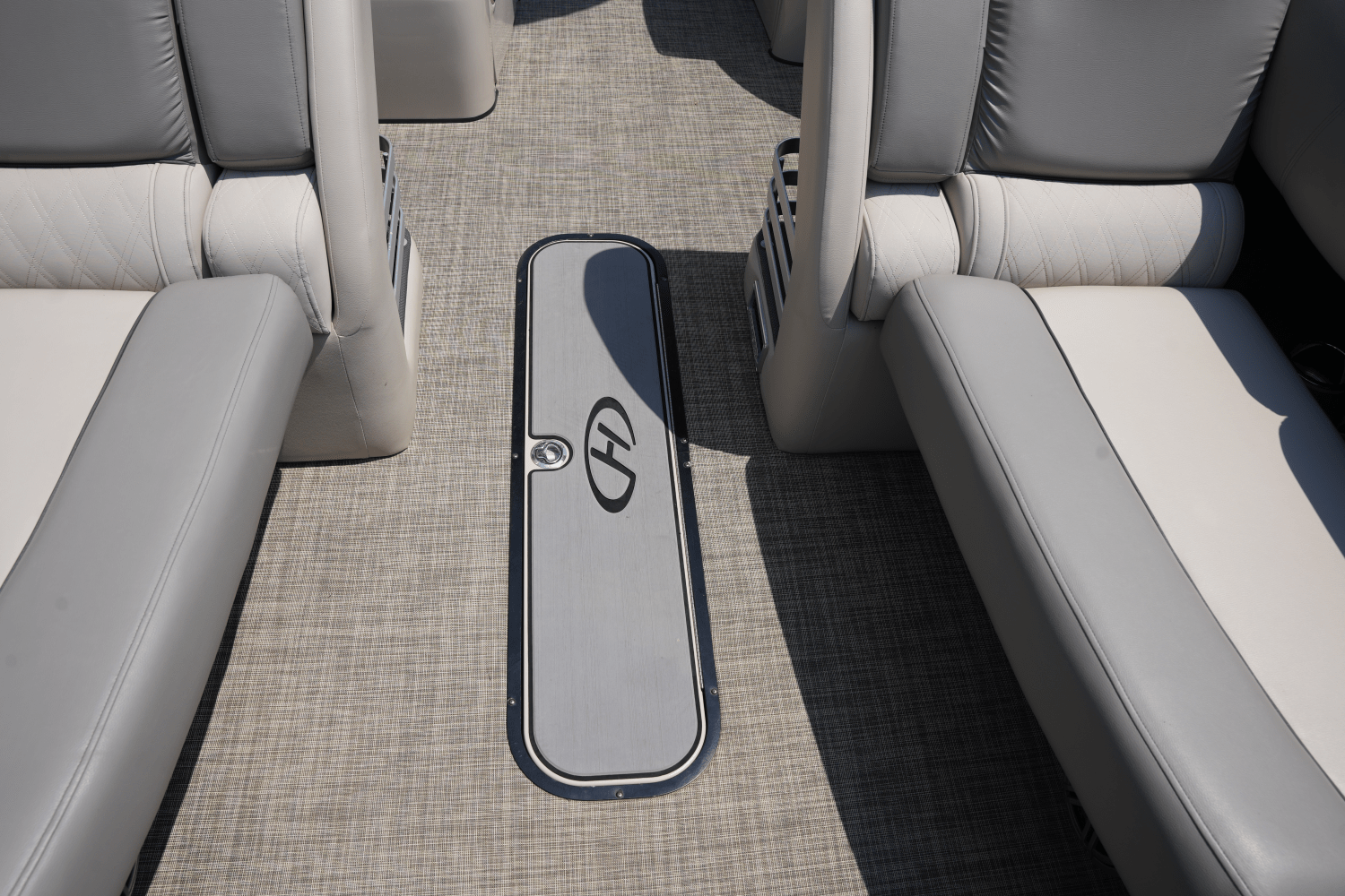 2018 Harris Grand Mariner 250 Image Thumbnail #13
