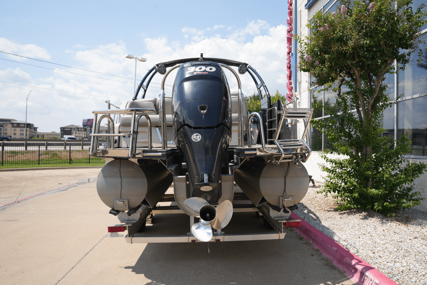 2018 Harris Grand Mariner 250 Image Thumbnail #4