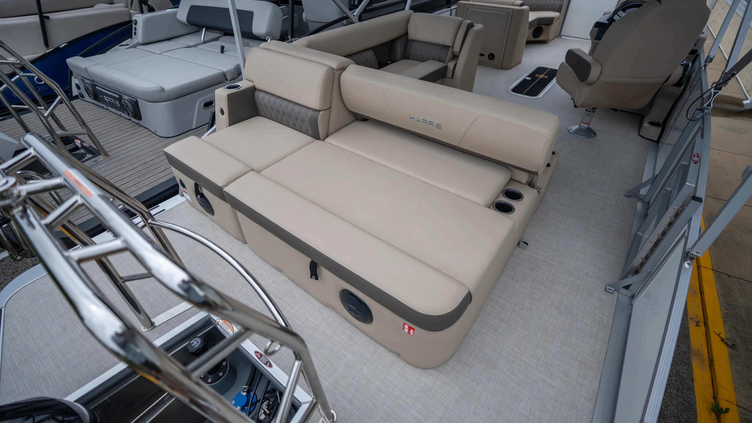 2026 Harris Cruiser 230 Image Thumbnail #18