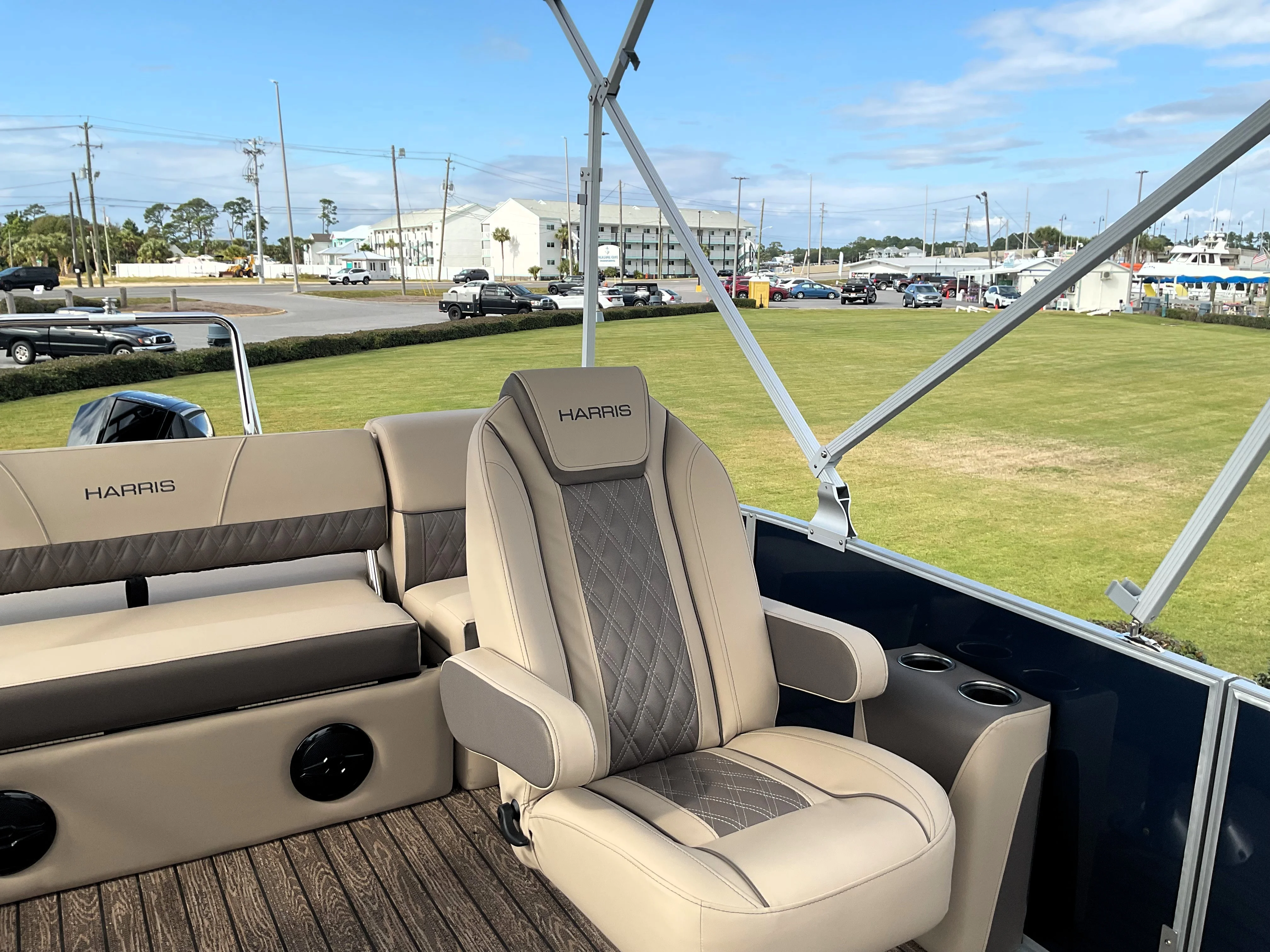 2026 Harris Cruiser 250 Image Thumbnail #15