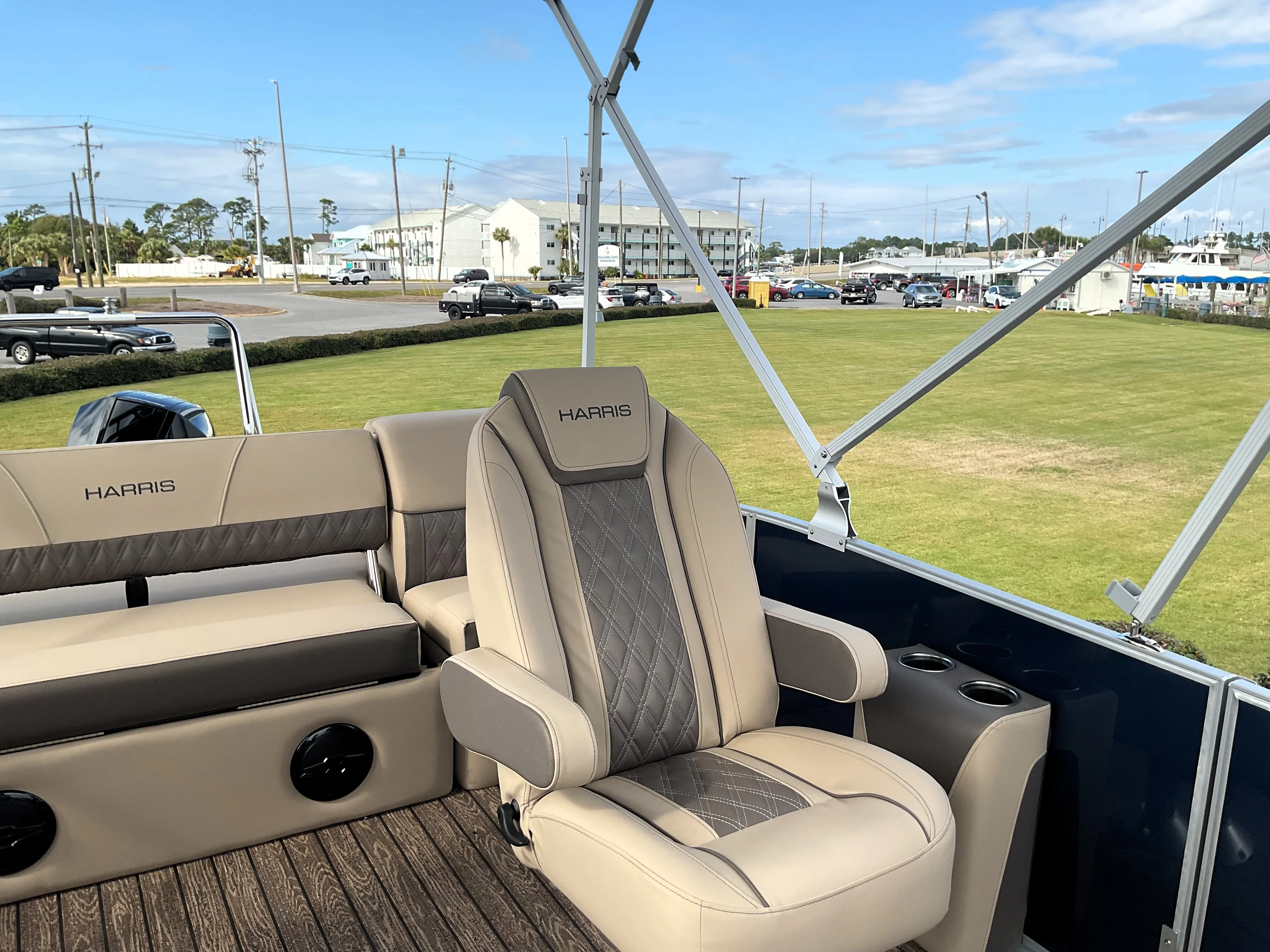 2026 Harris Cruiser 250 Image Thumbnail #15