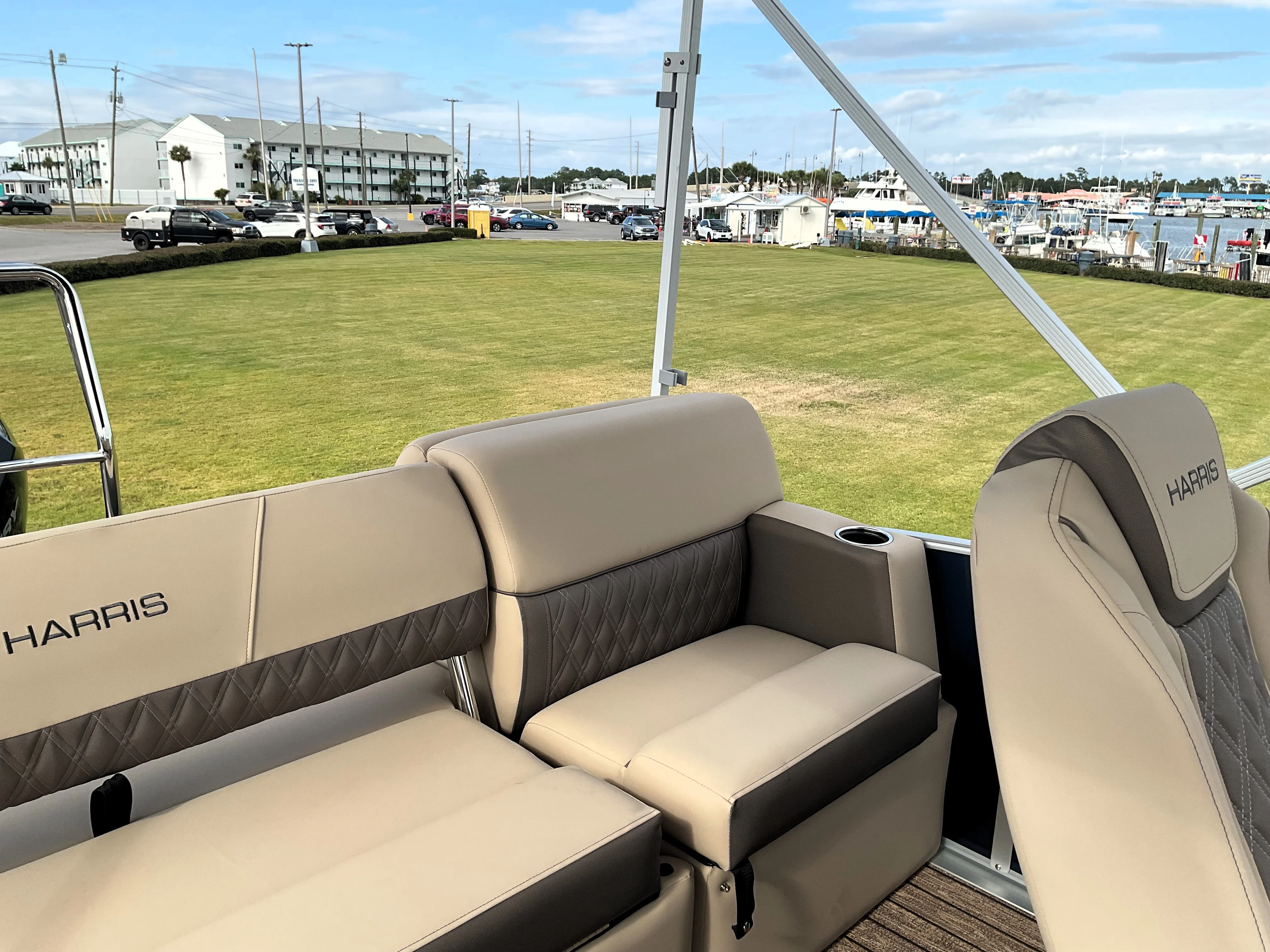 2026 Harris Cruiser 250 Image Thumbnail #11