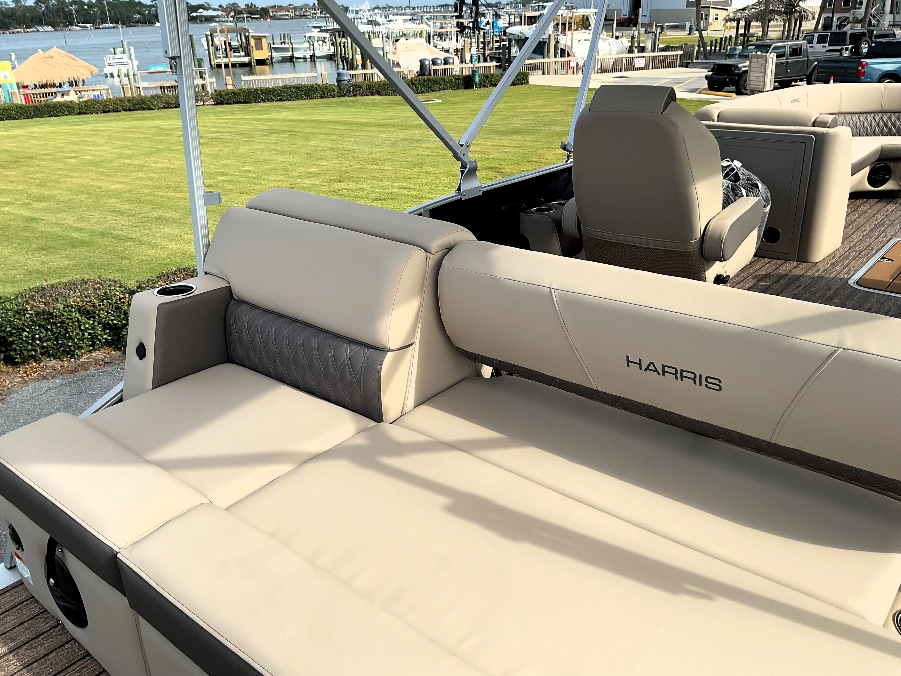 2026 Harris Cruiser 250 Image Thumbnail #8