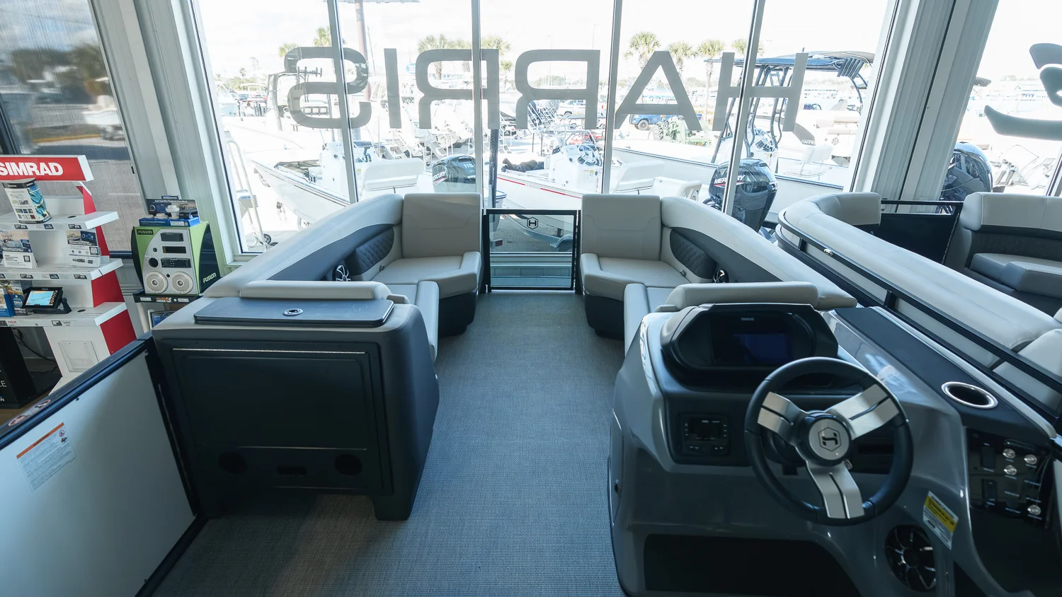 2026 Harris Sunliner 230 Image Thumbnail #3