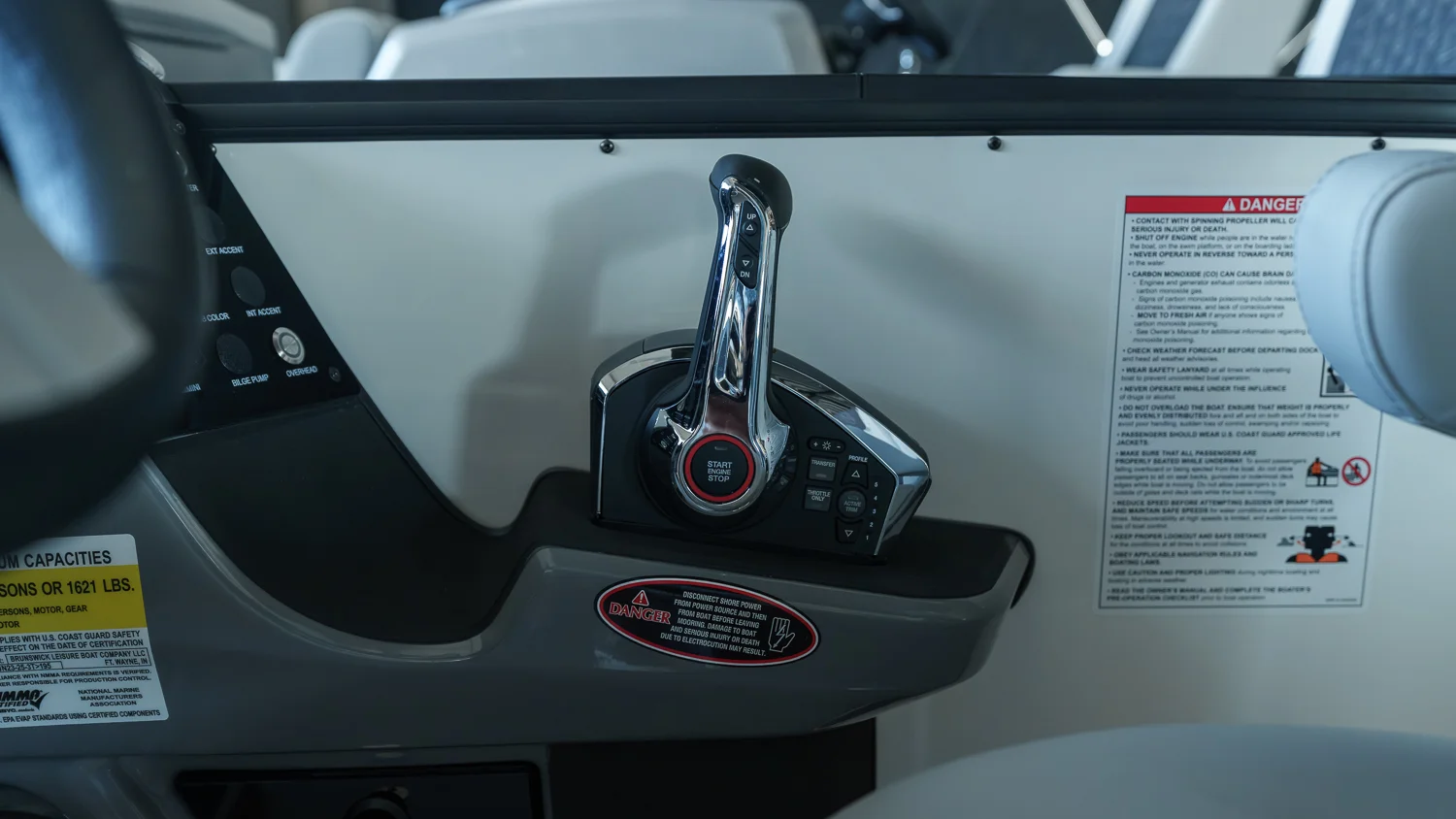 2026 Harris Sunliner 230 Image Thumbnail #12