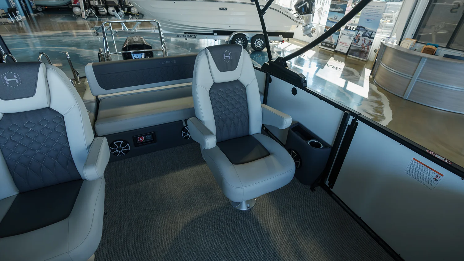 2026 Harris Sunliner 230 Image Thumbnail #17