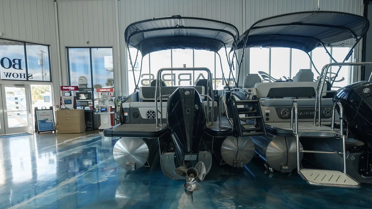 2026 Harris Sunliner 230 Image Thumbnail #2