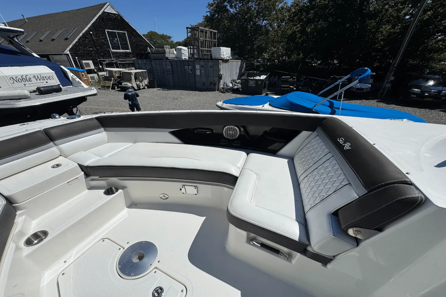 2017 Sea Ray SLX 350 OB Image Thumbnail #31