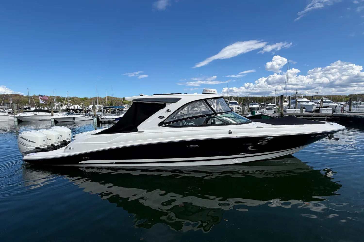 2017 Sea Ray SLX 350 OB Image Thumbnail #45