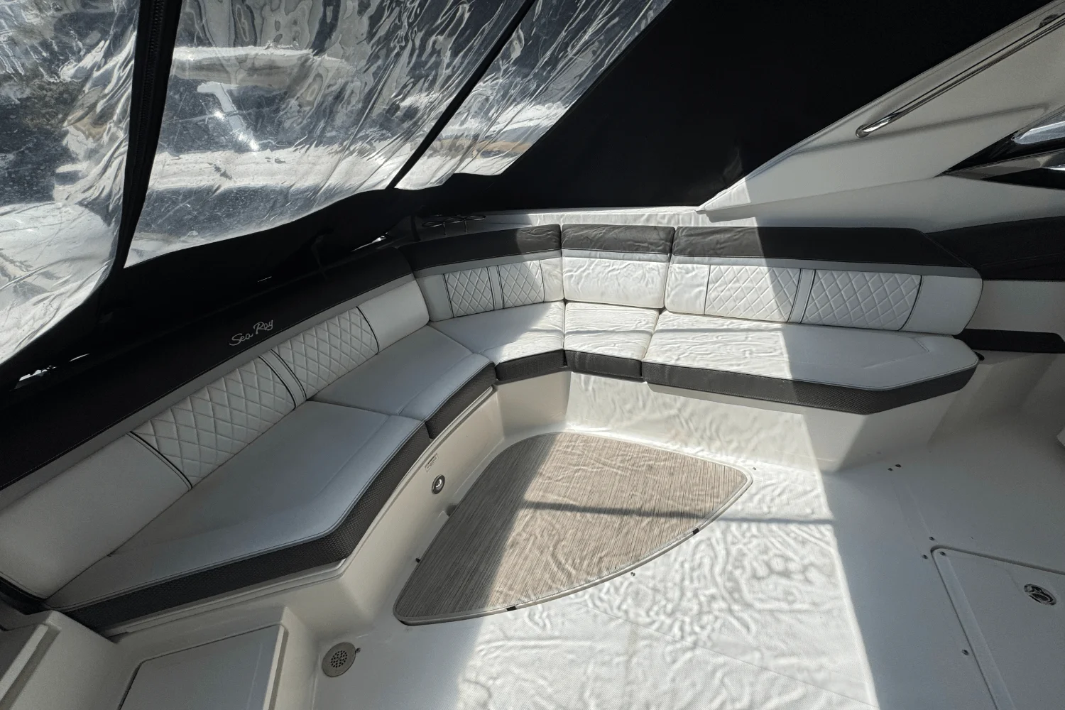 2017 Sea Ray SLX 350 OB Image Thumbnail #9