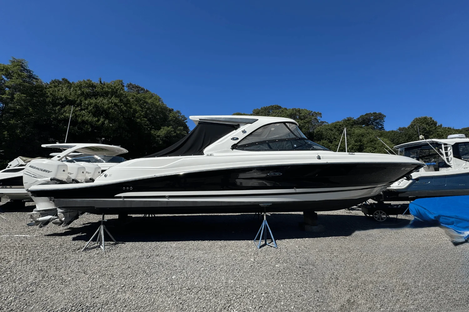 2017 Sea Ray SLX 350 OB Image Thumbnail #0