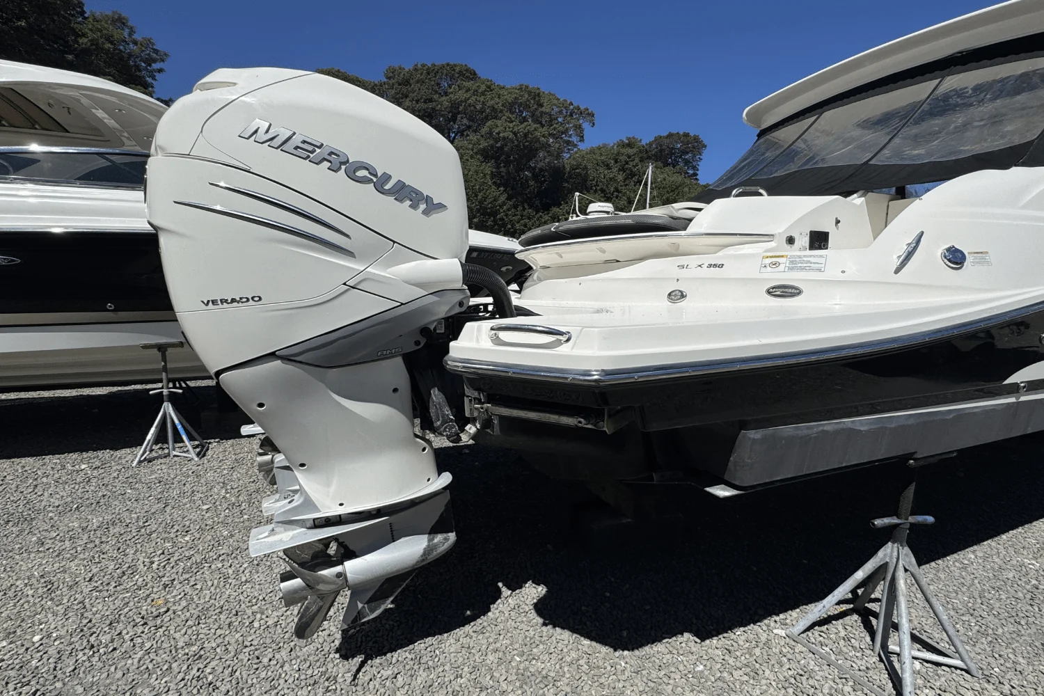 2017 Sea Ray SLX 350 OB Image Thumbnail #3