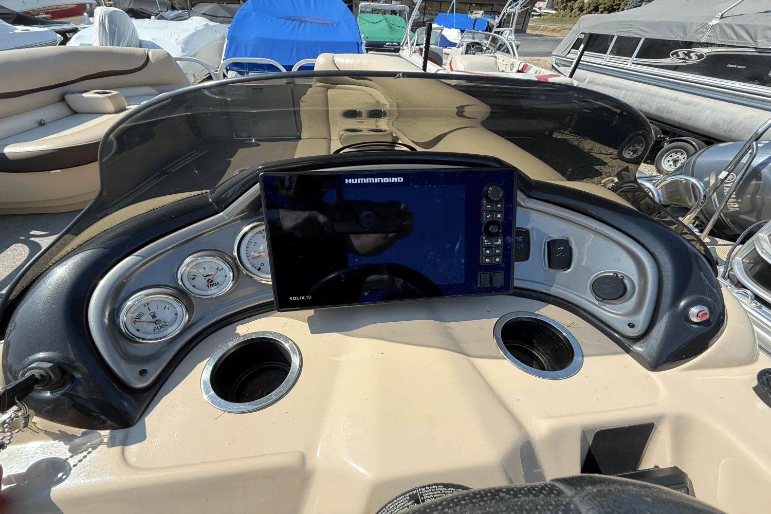 2016 Sun Tracker 24 PARTY BARGE Image Thumbnail #12