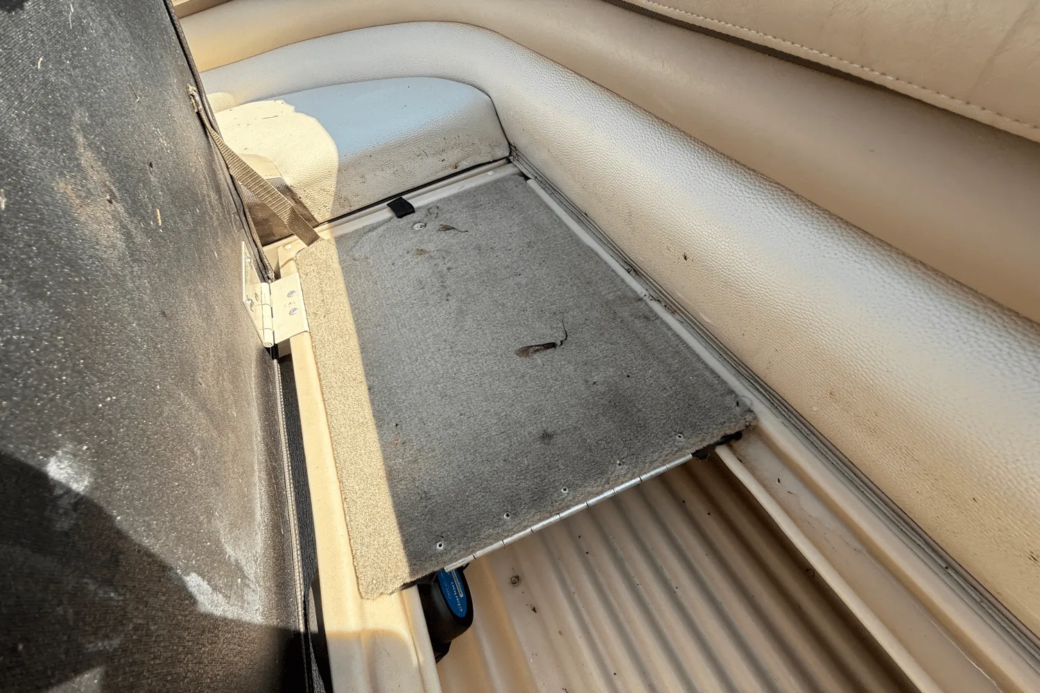 2016 Sun Tracker 24 PARTY BARGE Image Thumbnail #25