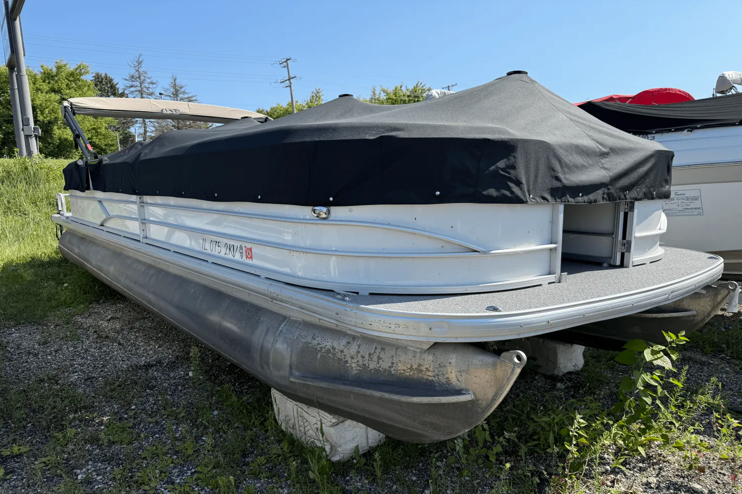 2016 Sun Tracker 24 PARTY BARGE Image Thumbnail #1