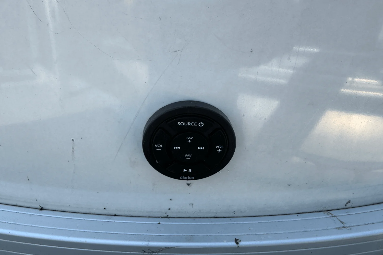 2016 Sun Tracker 24 PARTY BARGE Image Thumbnail #7