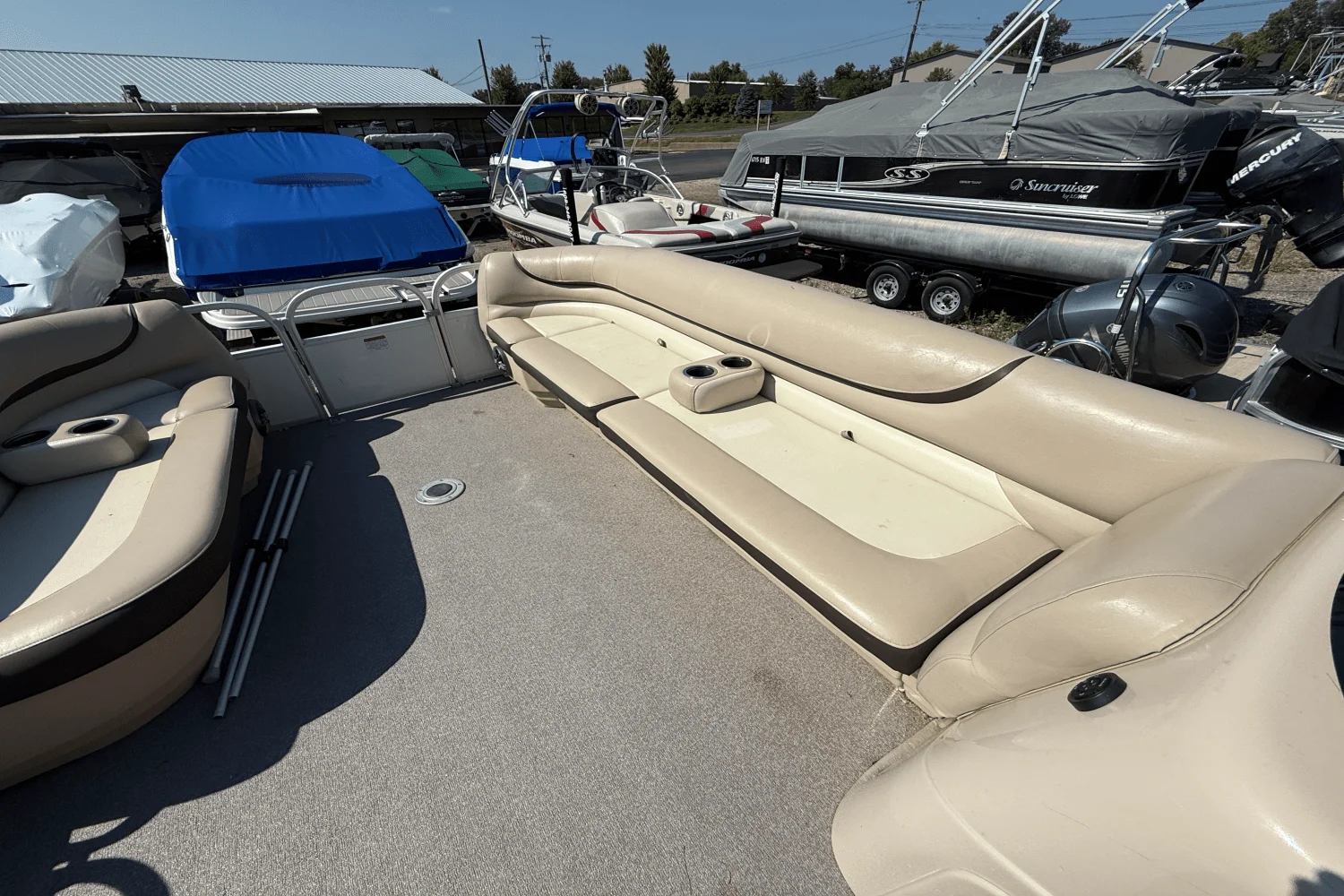 2016 Sun Tracker 24 PARTY BARGE Image Thumbnail #20