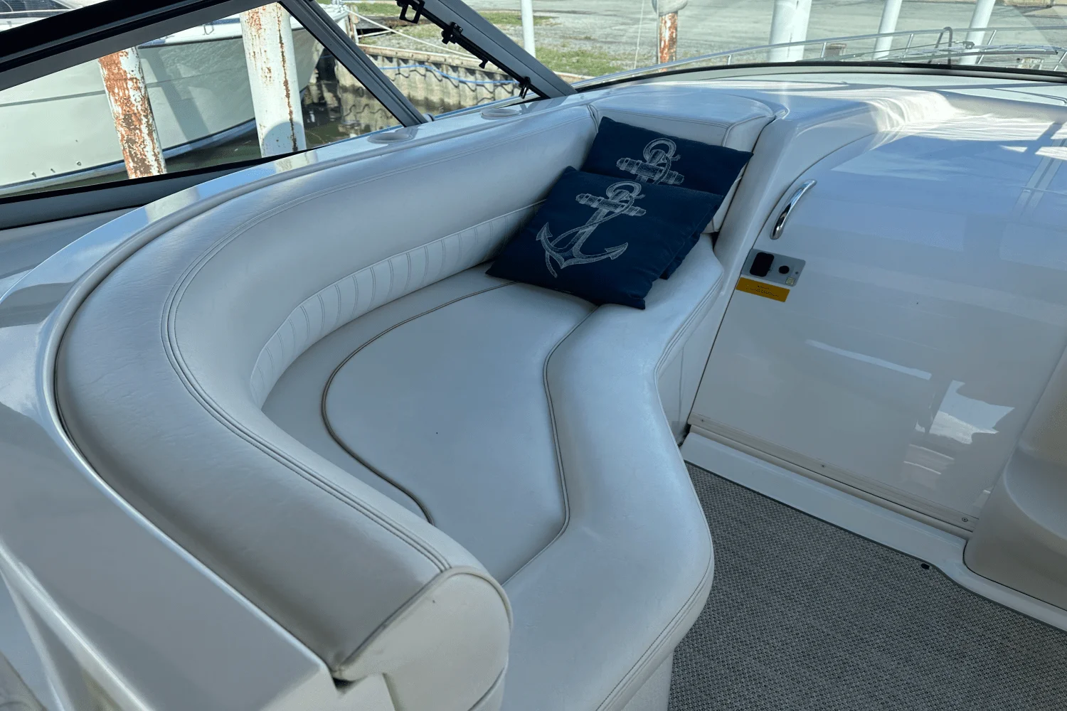 2000 Cruisers Yachts 3870 Image Thumbnail #35