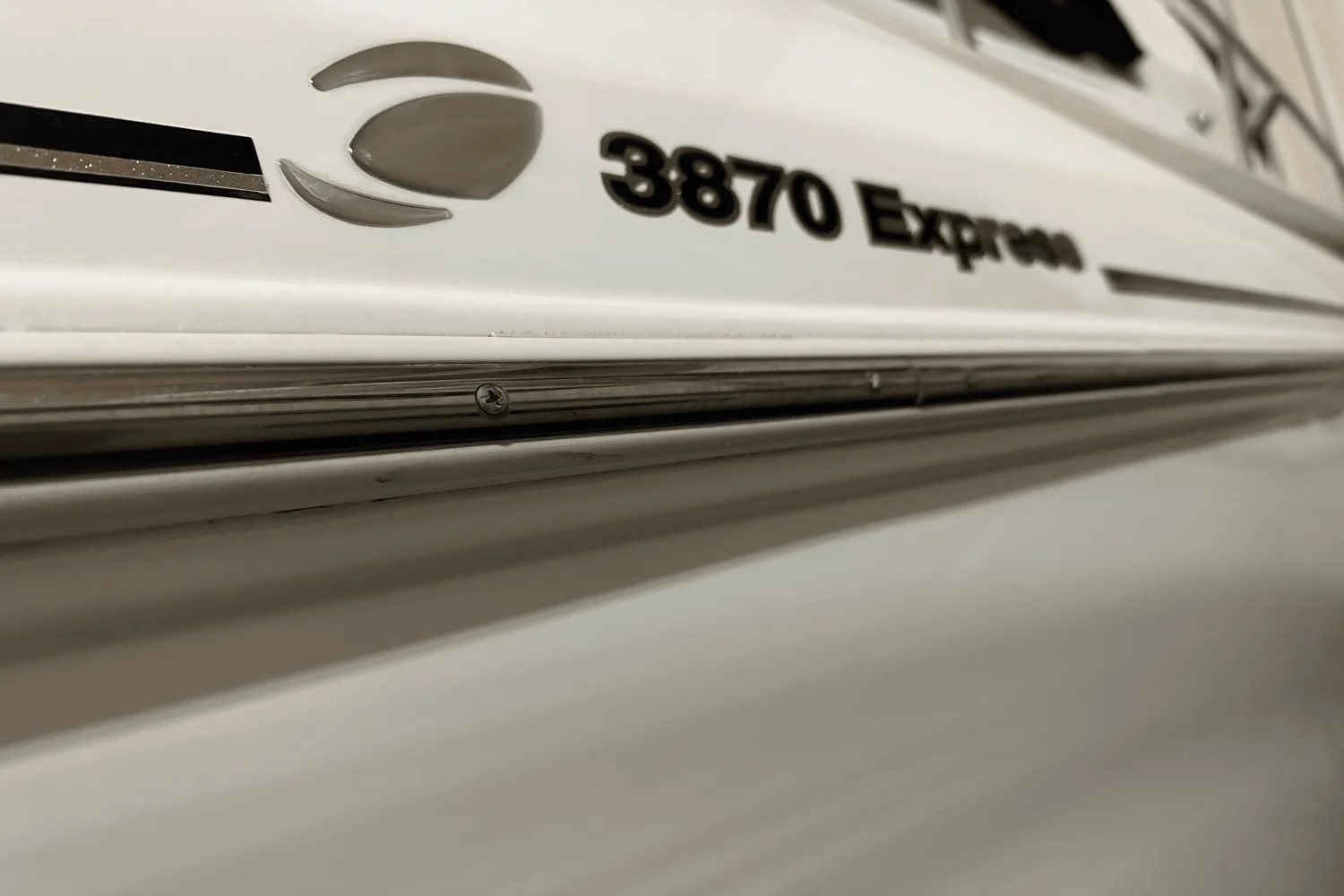 2000 Cruisers Yachts 3870 Image Thumbnail #41