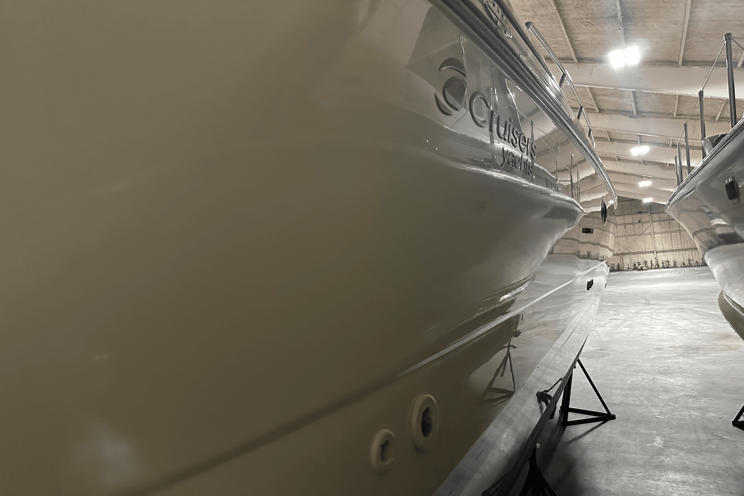 2000 Cruisers Yachts 3870 Image Thumbnail #44