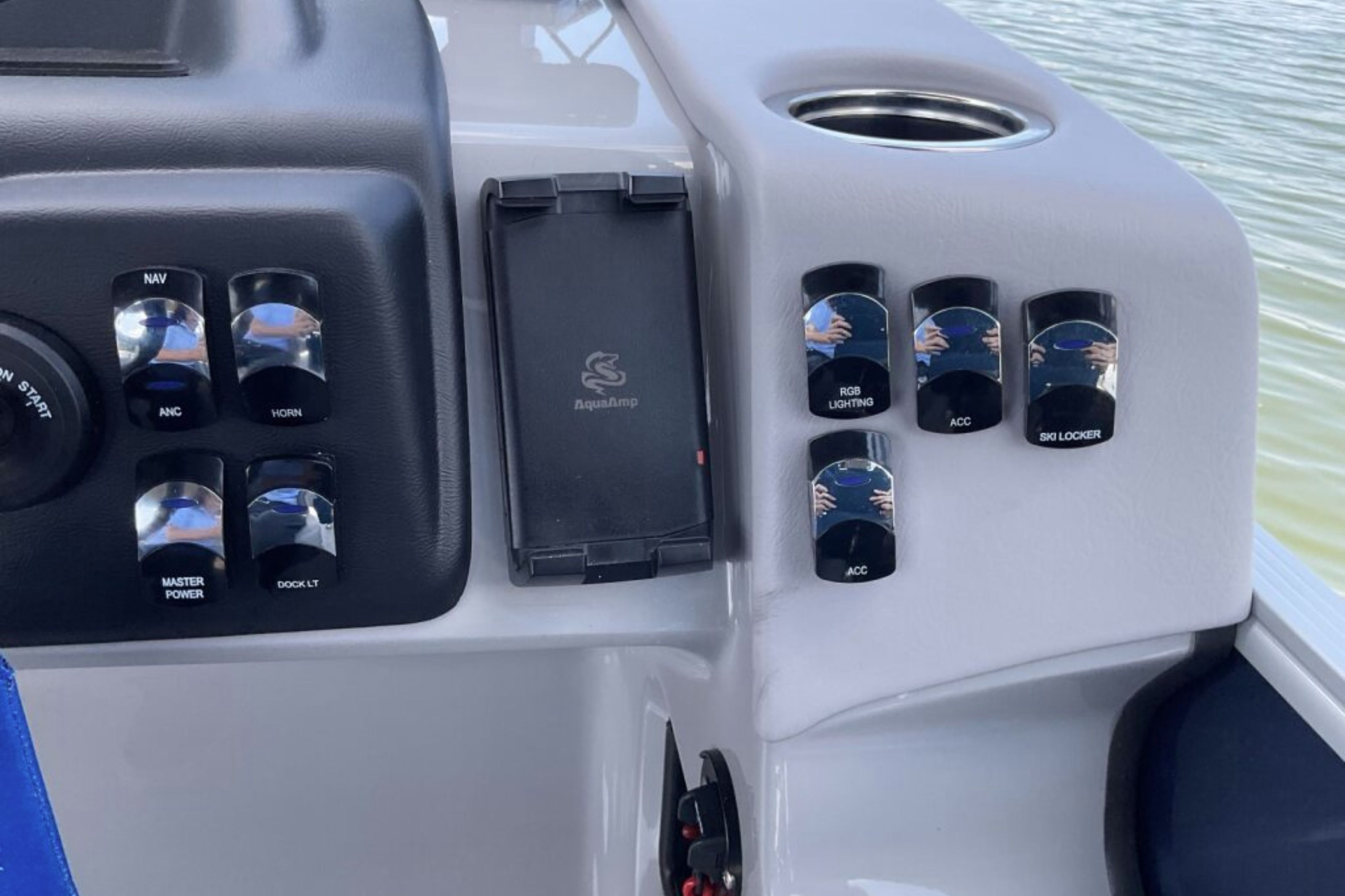 2026 Harris Cruiser 230 Image Thumbnail #16