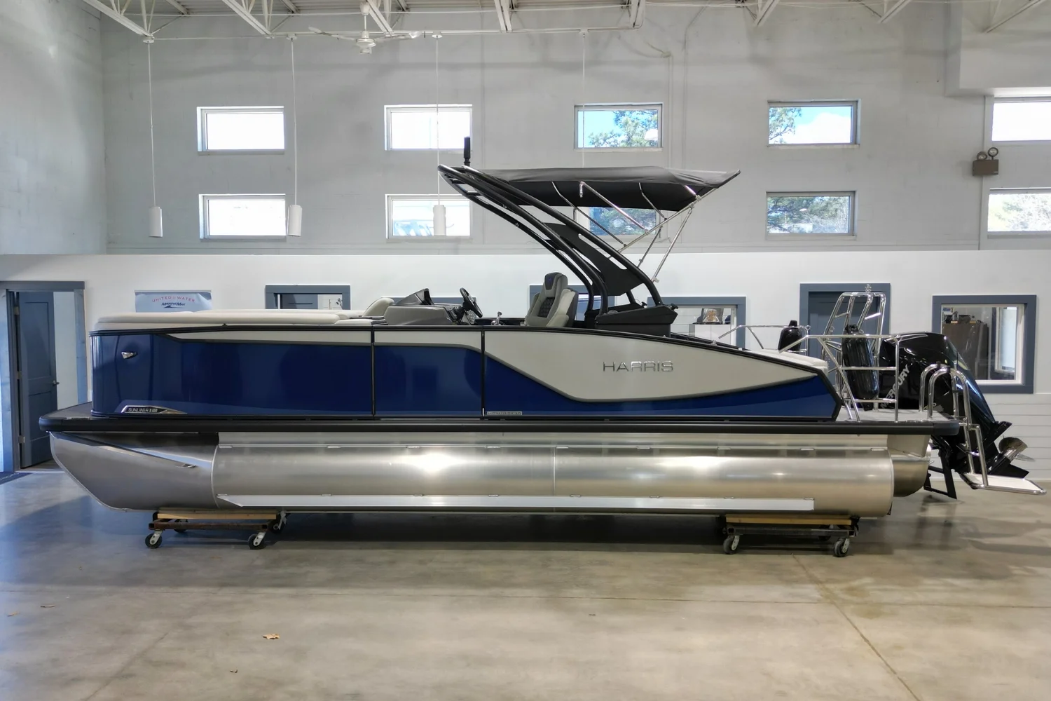 2026 Harris SUNLINER 230 SPORT Image Thumbnail #0