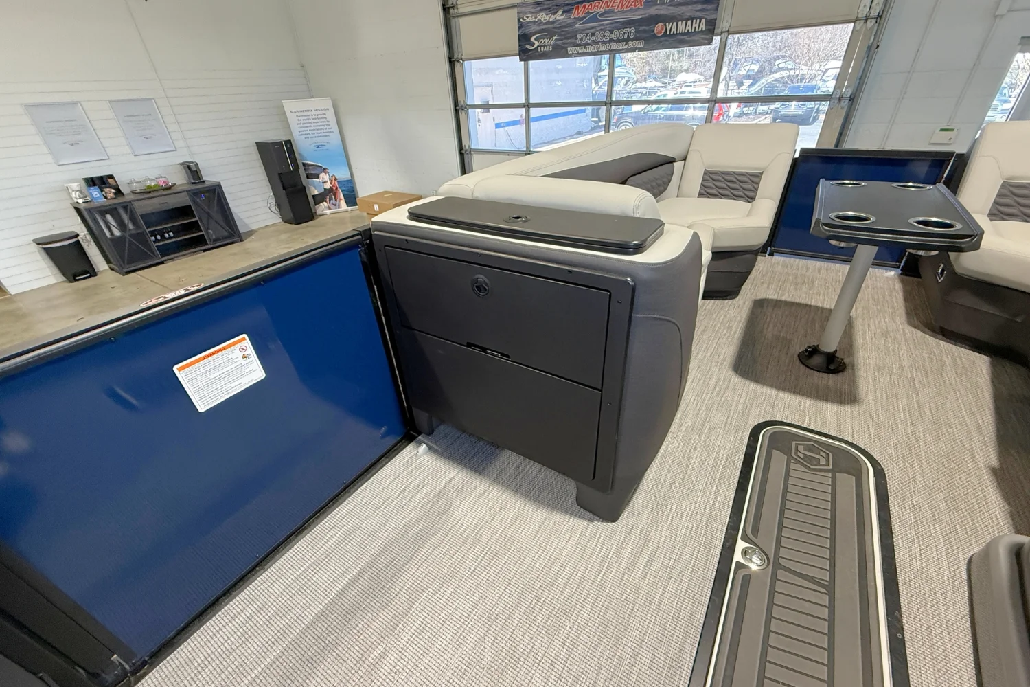 2026 Harris SUNLINER 230 SPORT Image Thumbnail #20