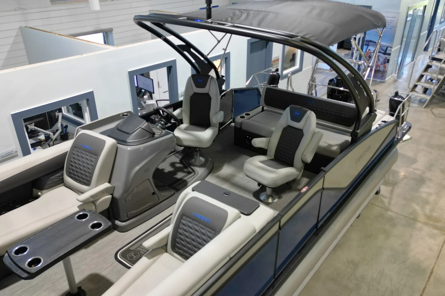 2026 Harris SUNLINER 230 SPORT Image Thumbnail #24