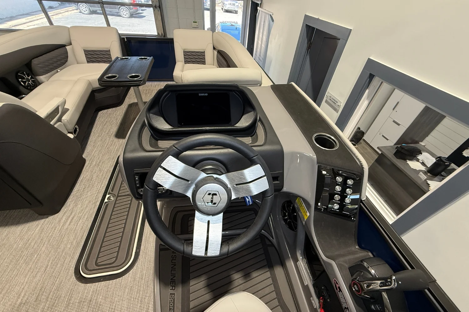 2026 Harris SUNLINER 230 SPORT Image Thumbnail #14