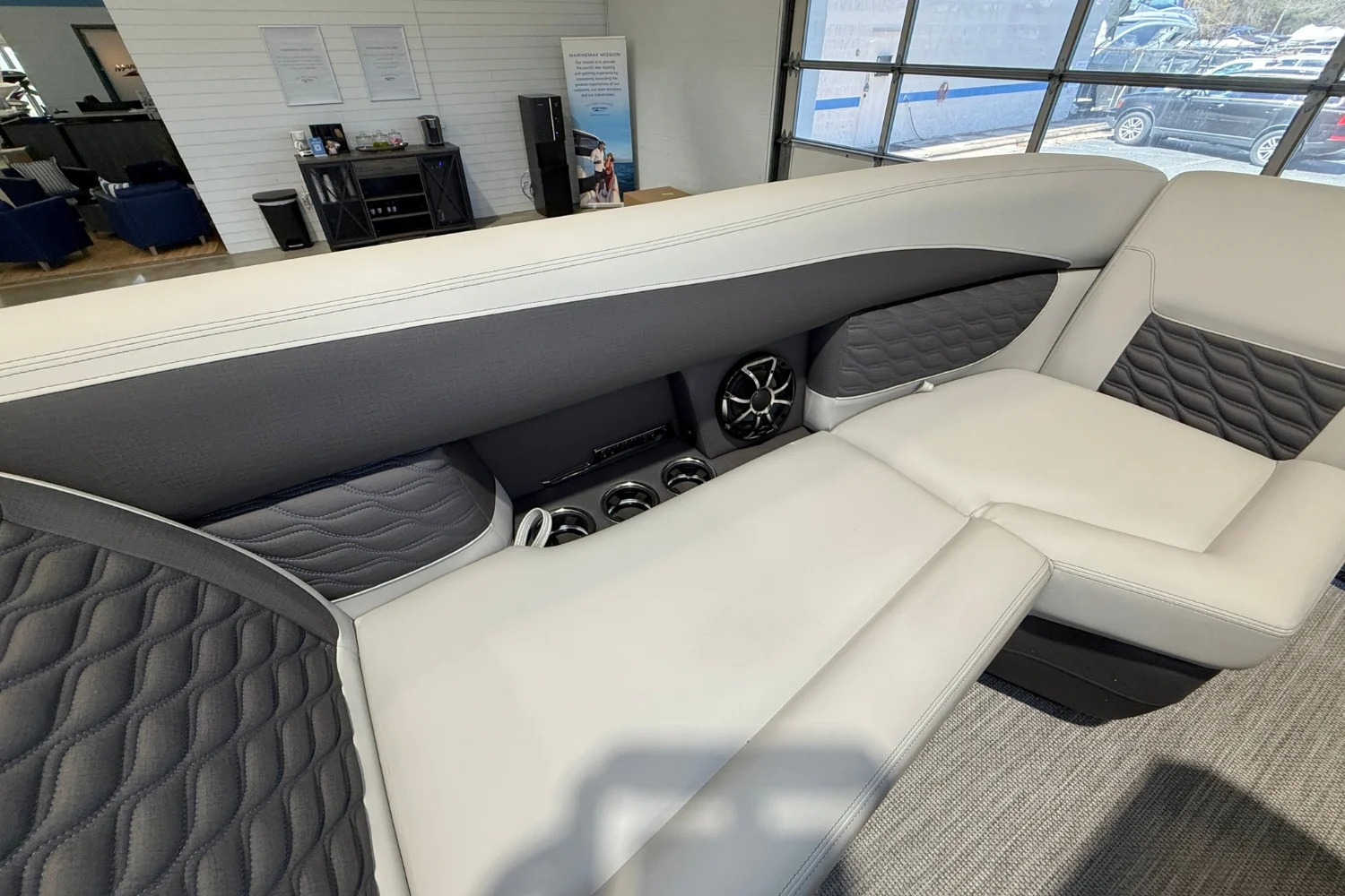 2026 Harris SUNLINER 230 SPORT Image Thumbnail #27