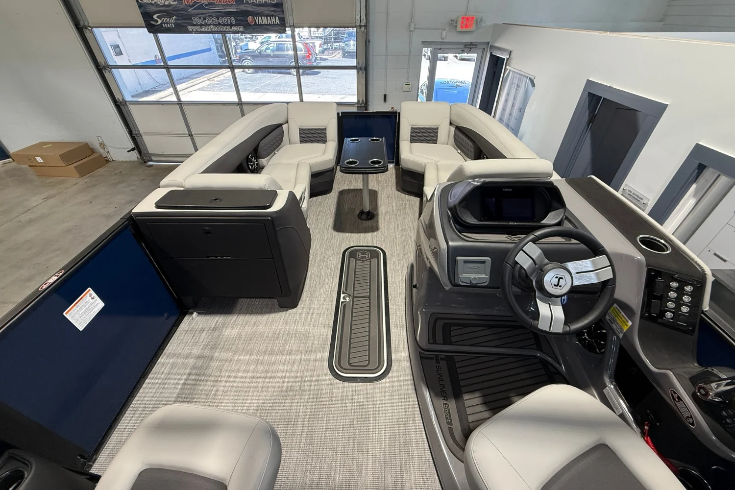 2026 Harris SUNLINER 230 SPORT Image Thumbnail #19