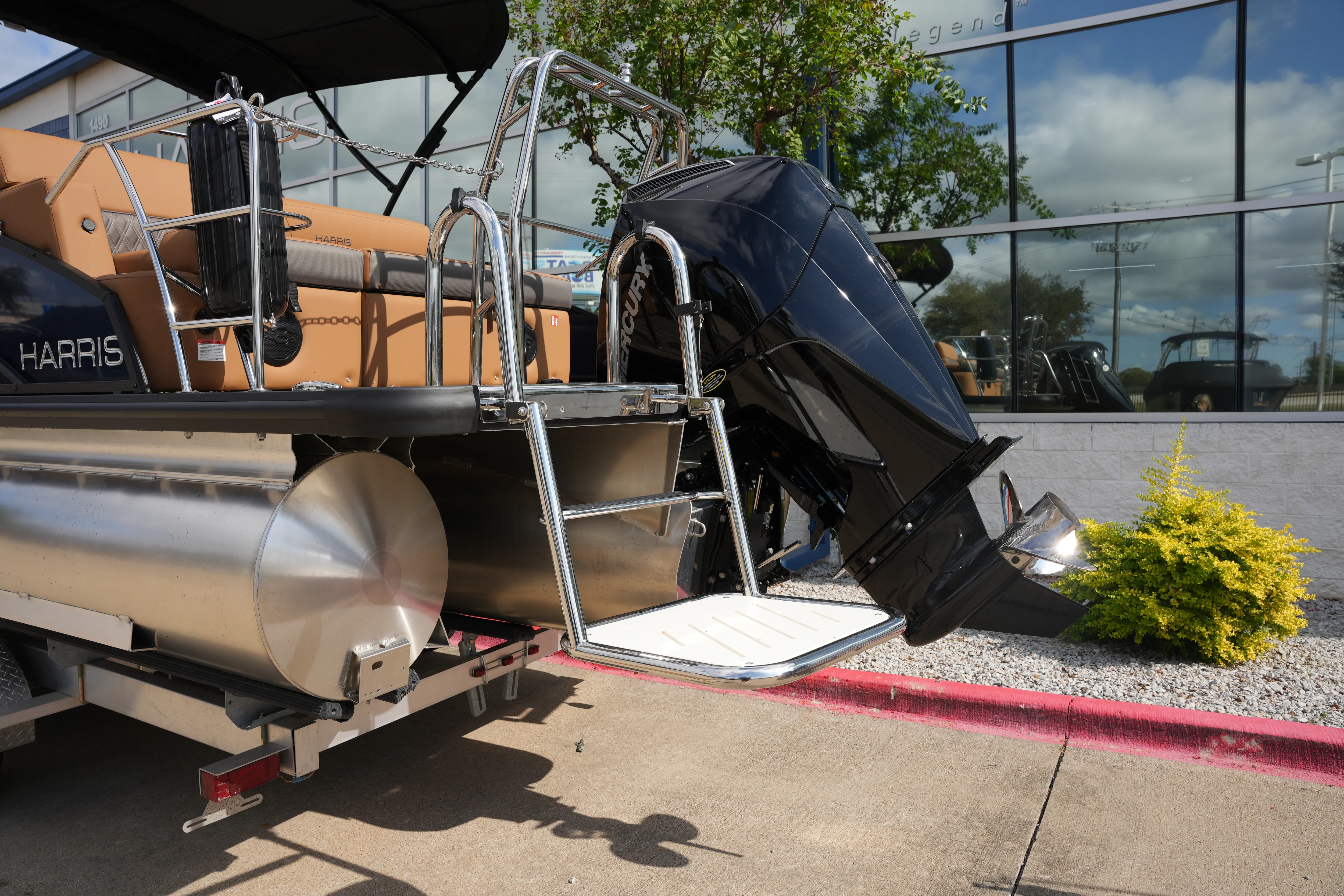 2026 Harris Cruiser 230 Image Thumbnail #4