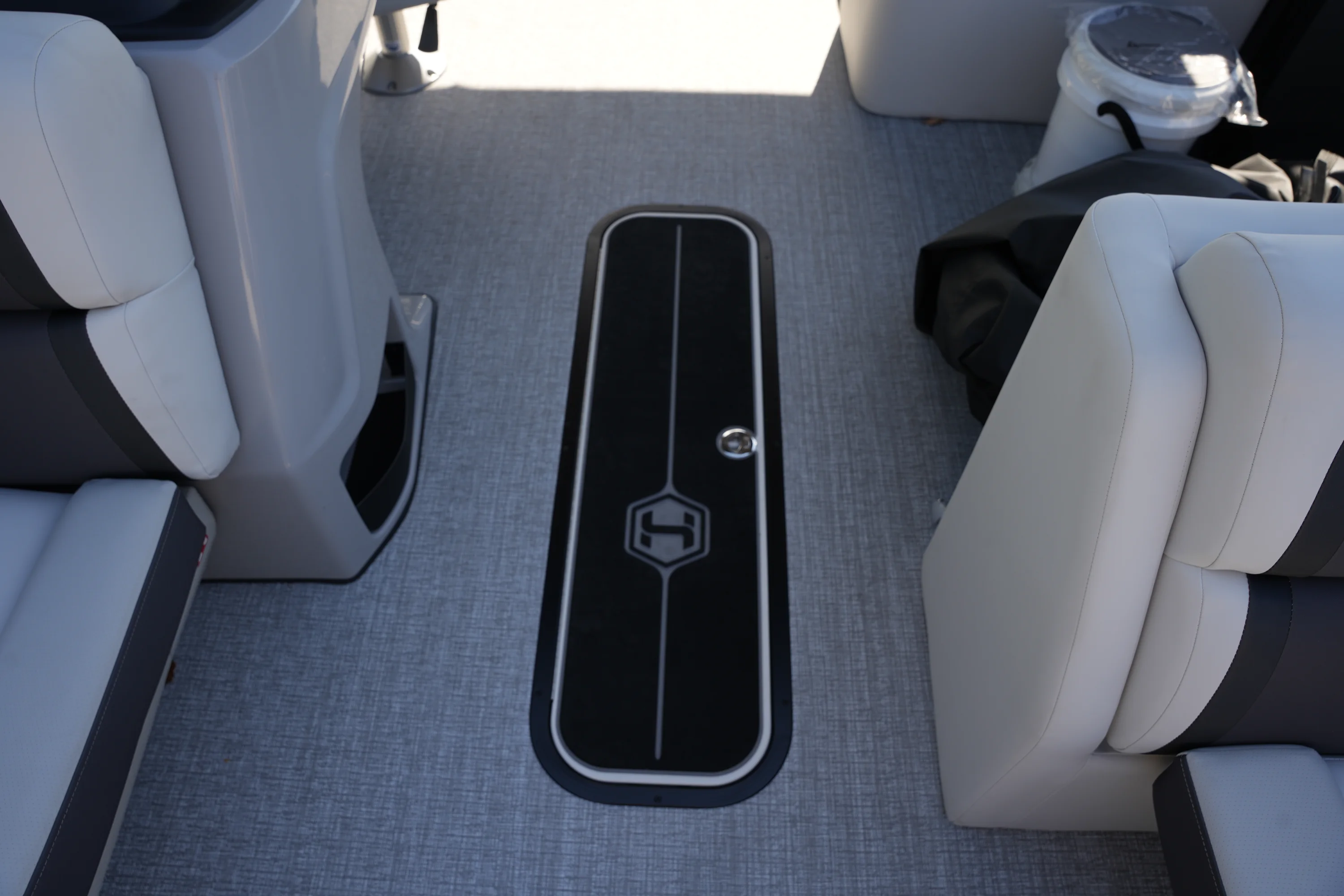 2026 Harris Cruiser 230 Image Thumbnail #16