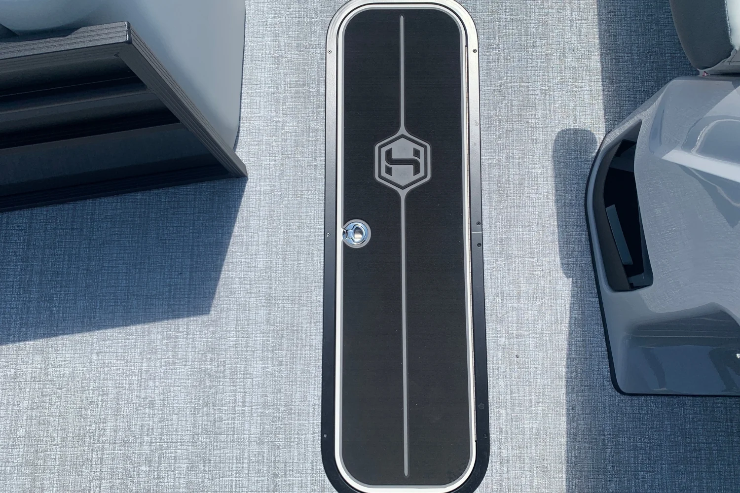 2026 Harris Cruiser 230 Image Thumbnail #21