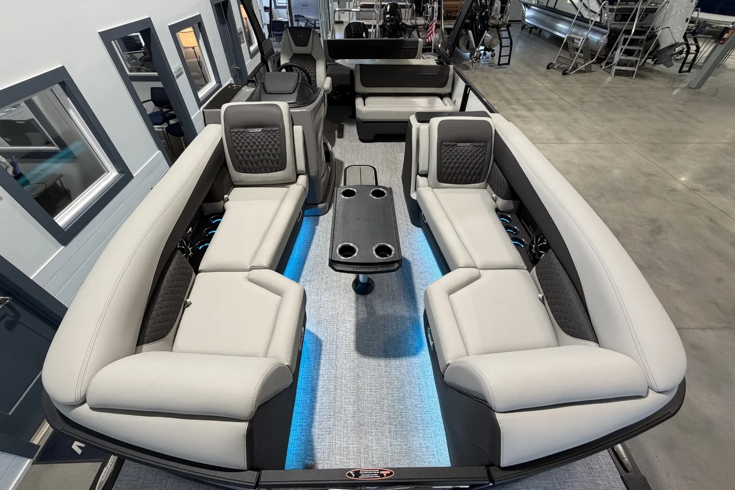 2026 Harris SUNLINER 250 Image Thumbnail #16