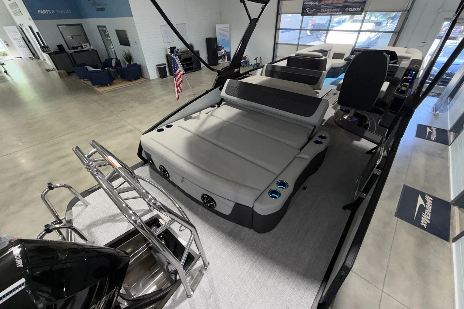 2026 Harris SUNLINER 250 Image Thumbnail #6