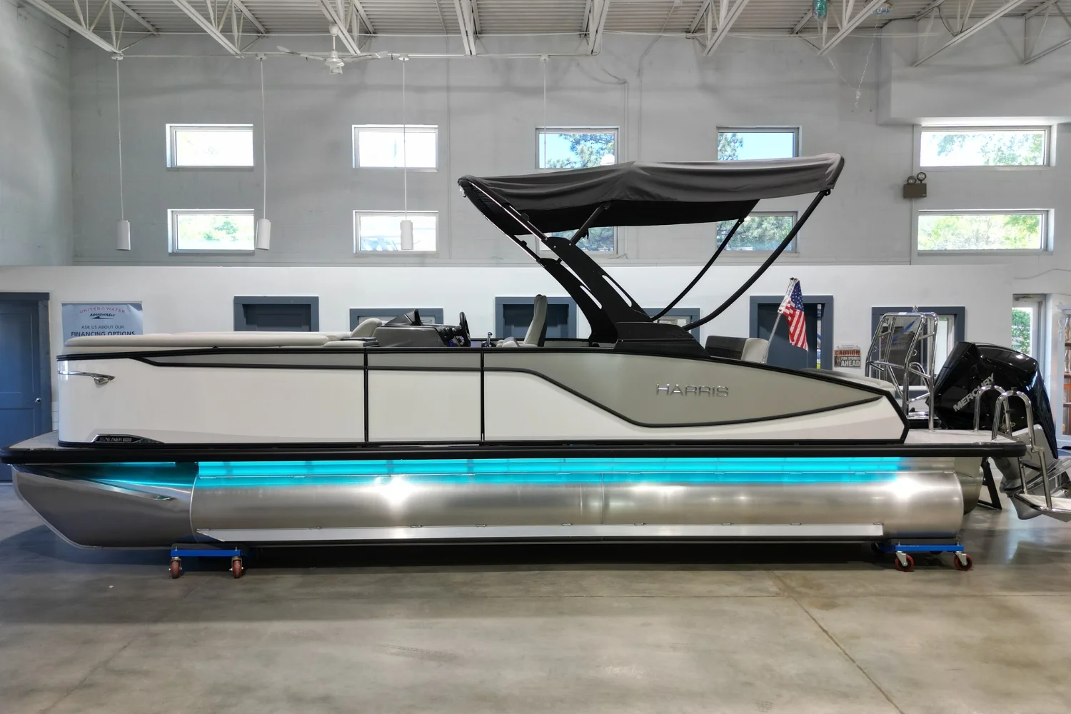 2026 Harris SUNLINER 250 Image Thumbnail #0