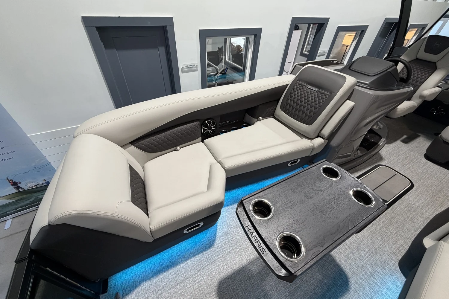 2026 Harris SUNLINER 250 Image Thumbnail #18