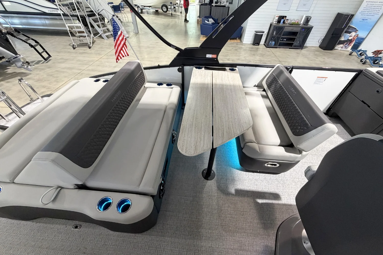 2026 Harris SUNLINER 250 Image Thumbnail #10