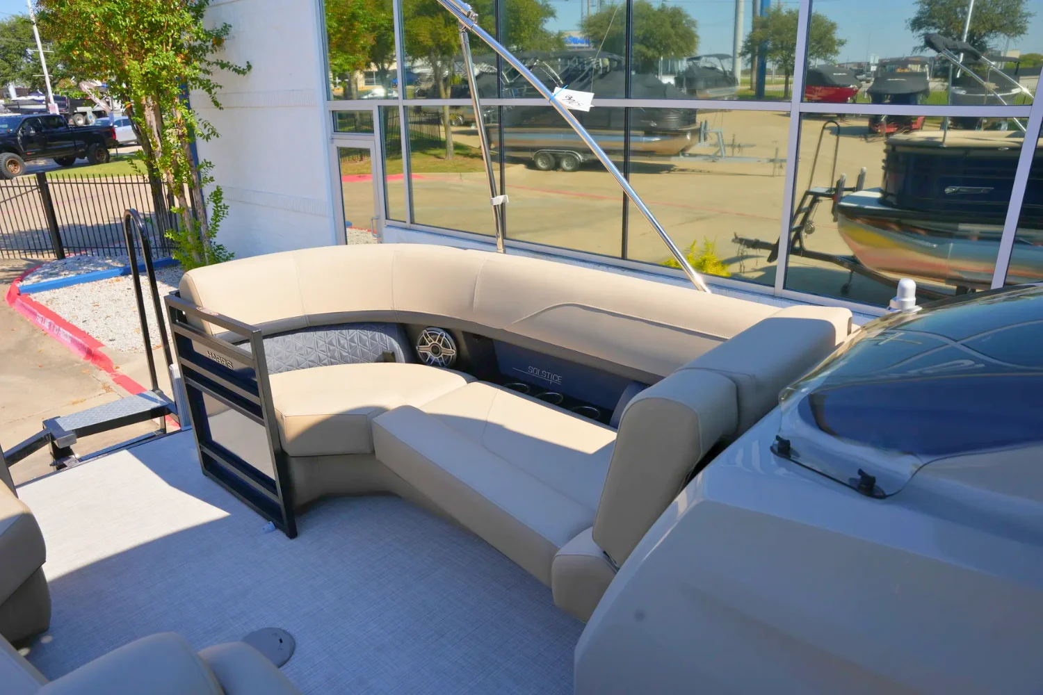 2026 Harris Solstice 230 Image Thumbnail #29