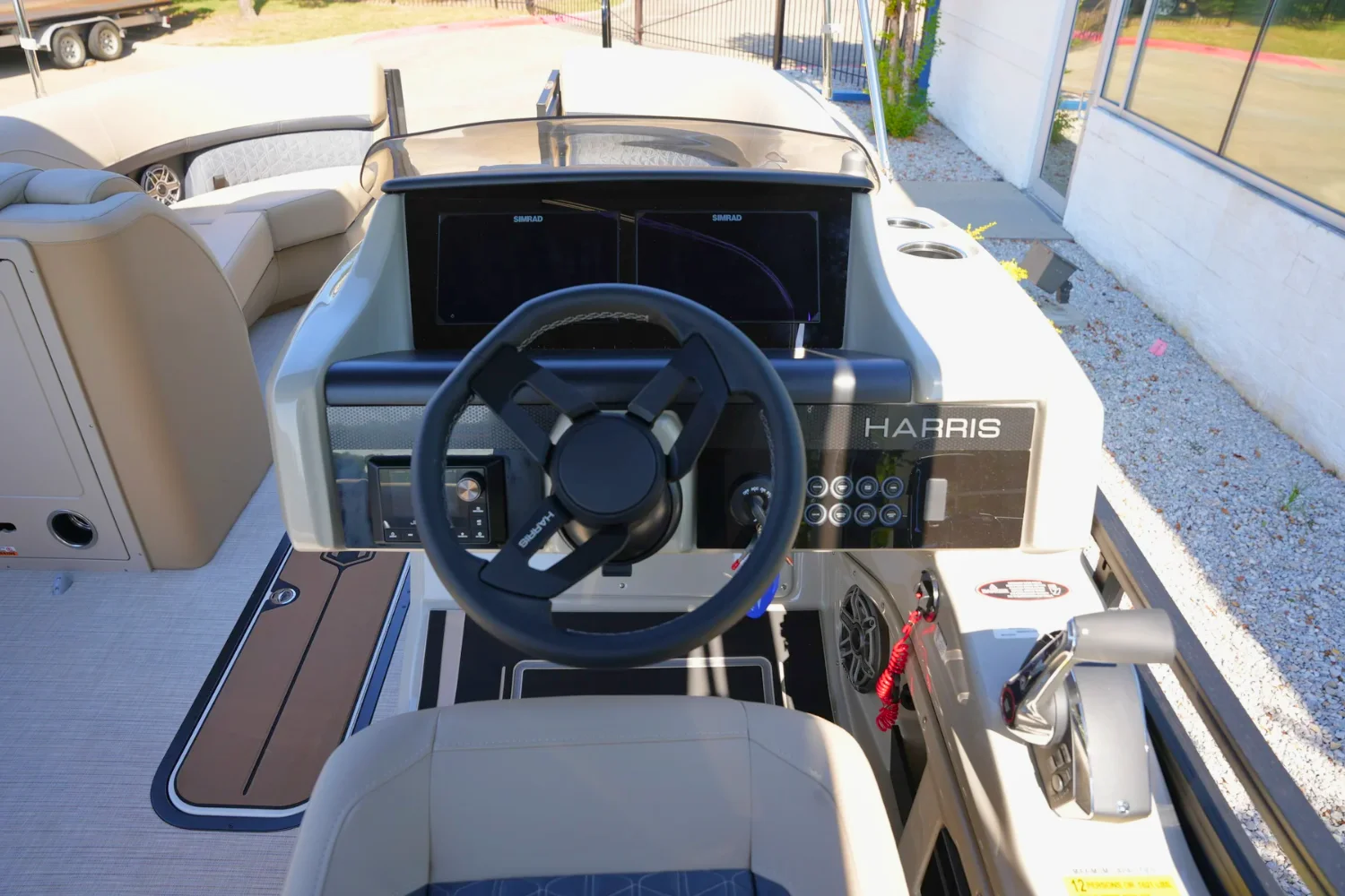 2026 Harris Solstice 230 Image Thumbnail #25